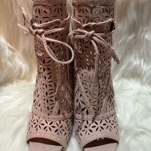 Elegant Pink Lace-Up Ankle Boots
